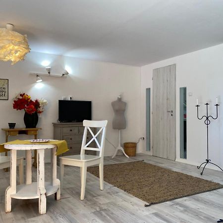 Countryside Appartement Fule Buitenkant foto